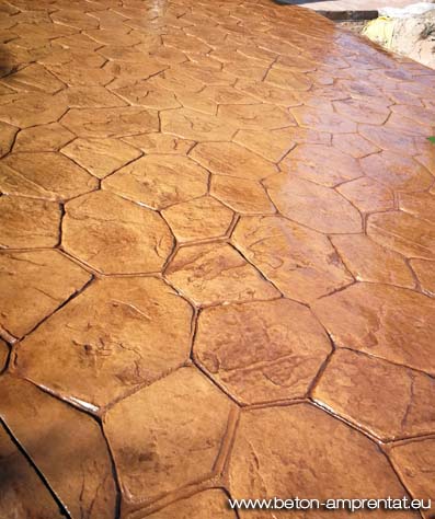 beton amprentat dreapta